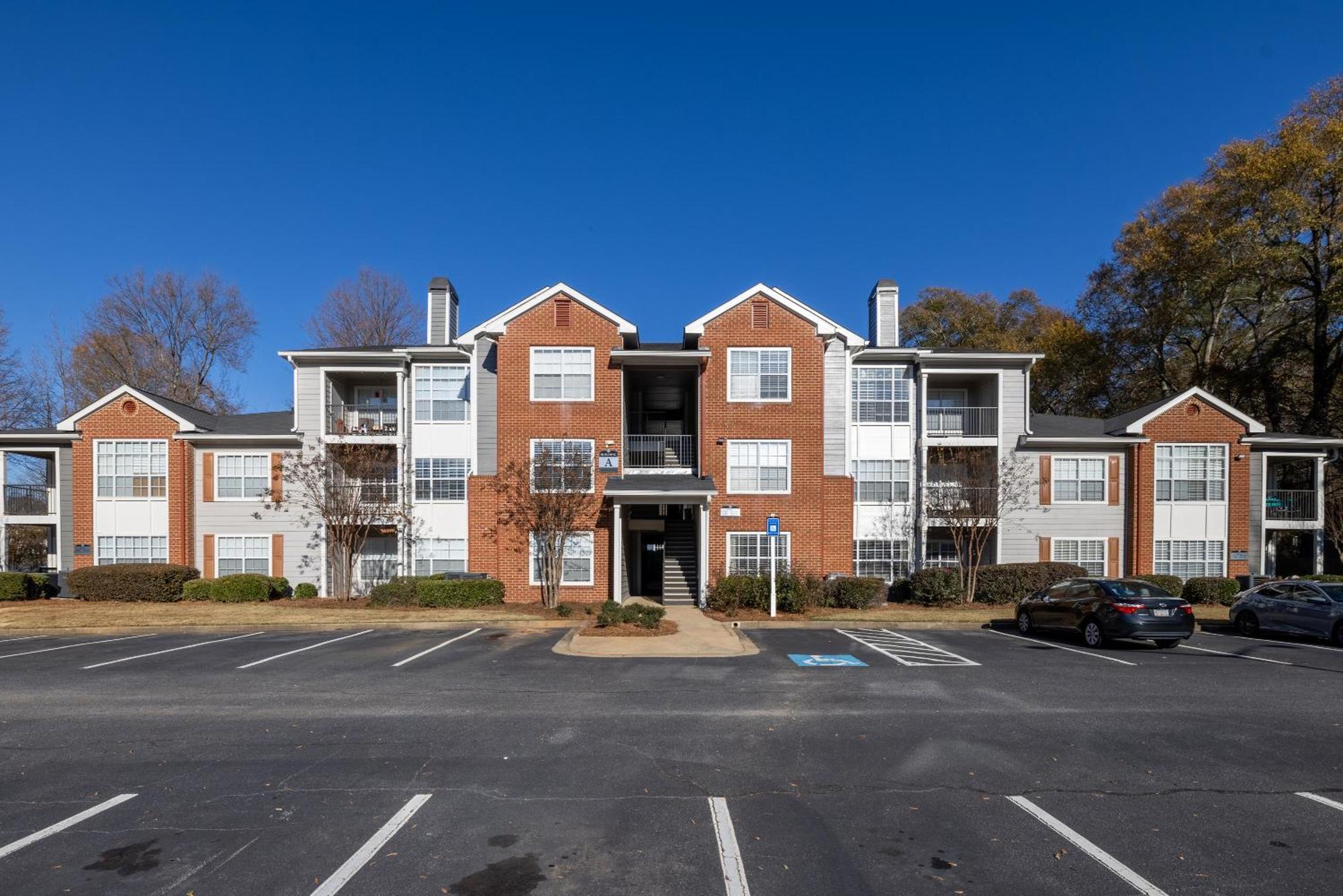 Cozy 2br Steps From Uga & Downtown Ga Apartment Athens
