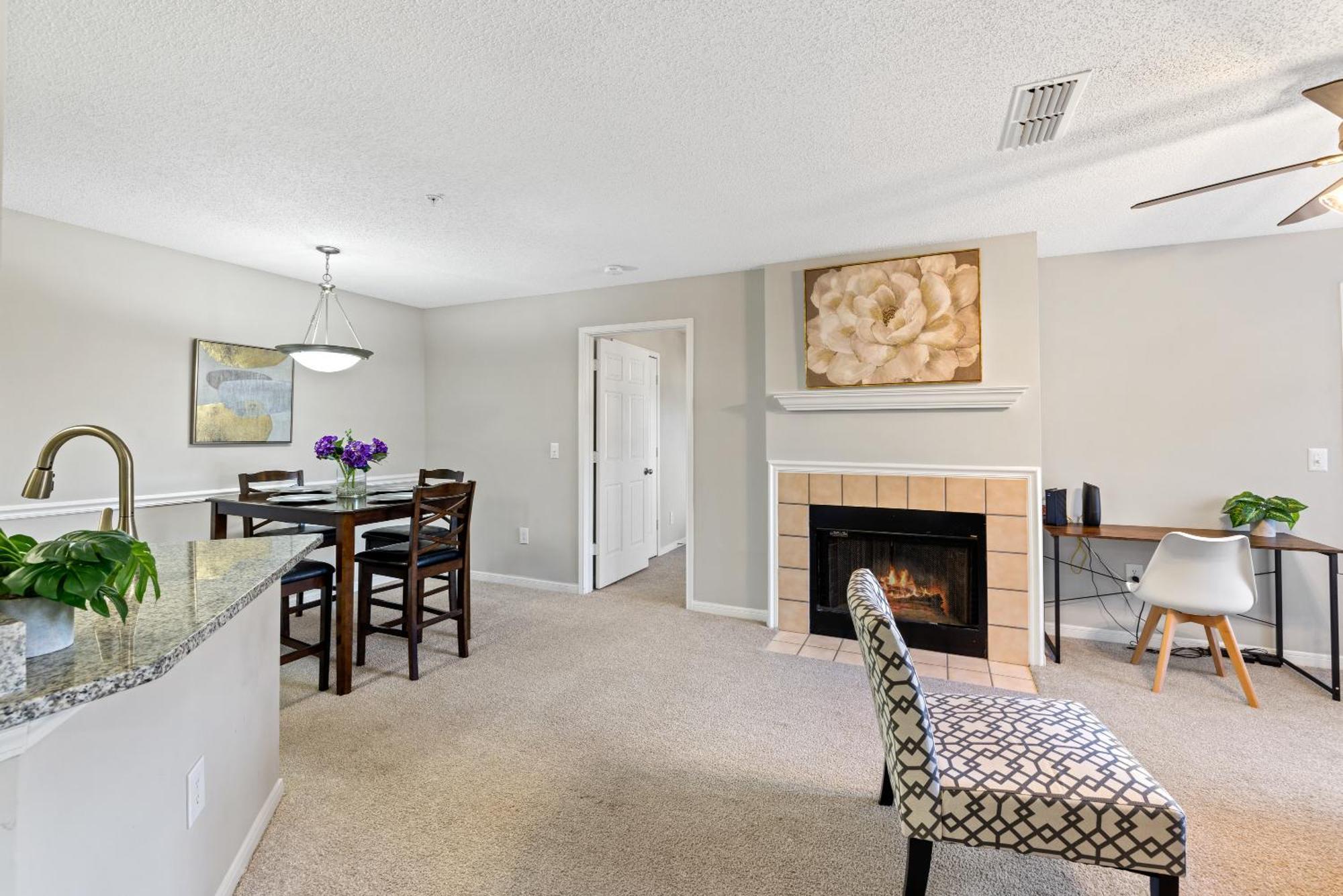 Cozy 2br Steps From Uga & Downtown Ga Apartment Athens